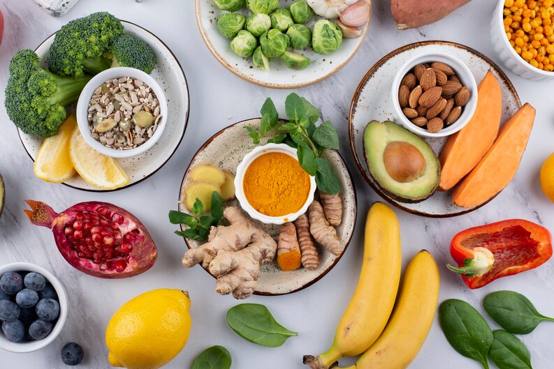 [fpdl.in]_immunity-boosting-food-for-healthy-lifestyle_23-2149211538_medium.jpg